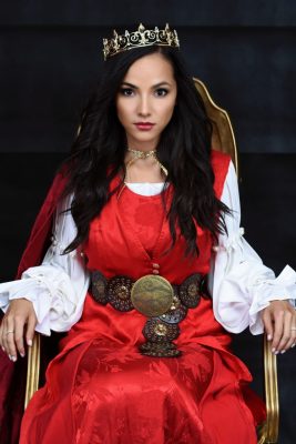 SCRLTQUEEN62 (Medium)